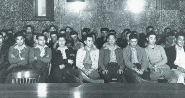 63 members of the Heart Mountain Fair Play Committee at a court hearing in Cheyenne, Wyoming, 1944, credit Frank Emi