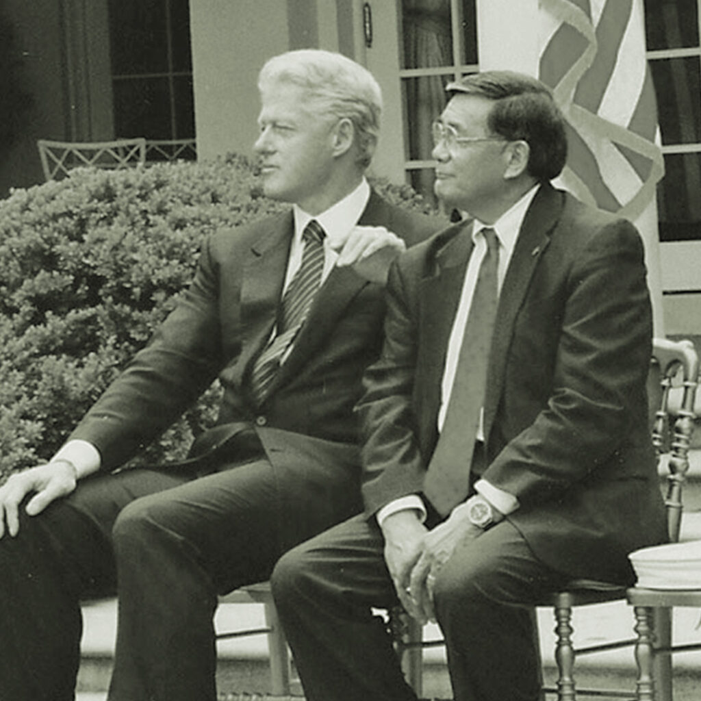 President Bill Clinton and Secretary Norman Mineta