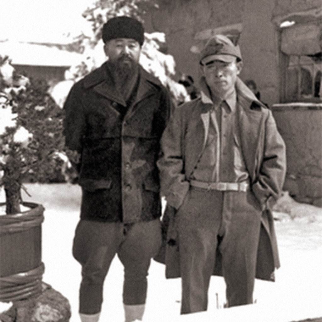 Kakurō and Shigeo Shigenaga at the Santa Fe internment camp, New Mexico.