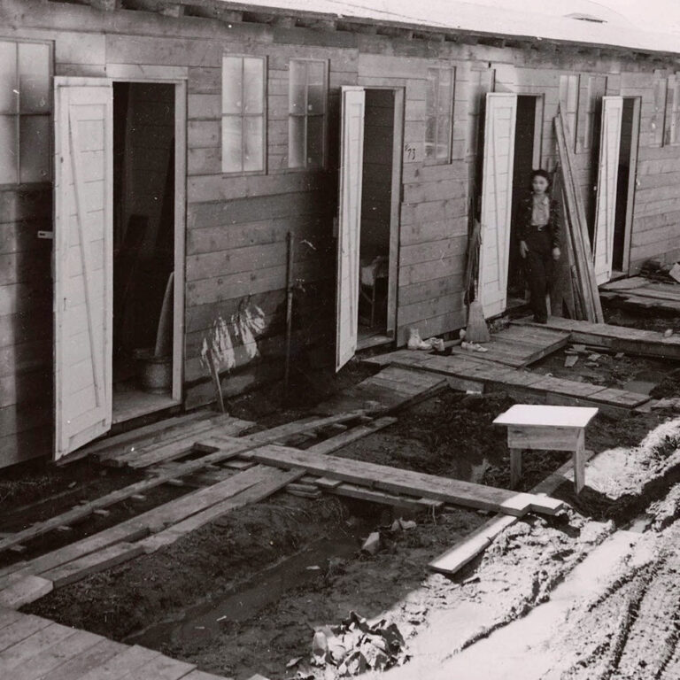 Dorothea Lange / U.S. National Archives and Records Administration